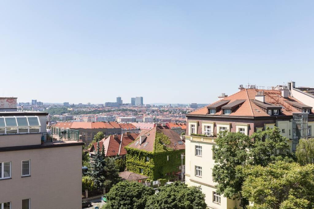 Jt'S Apartments Korunni Str. Prague Ngoại thất bức ảnh